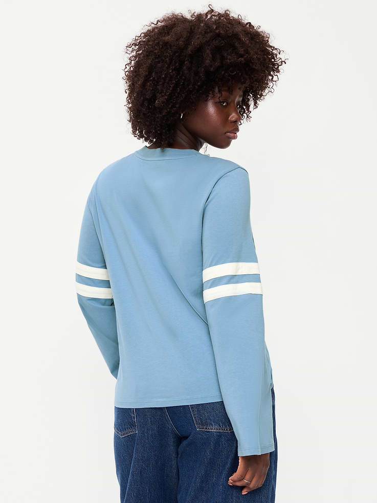 Image number 7 showing, EveryWear Long-Sleeve Graphic T-Shirt