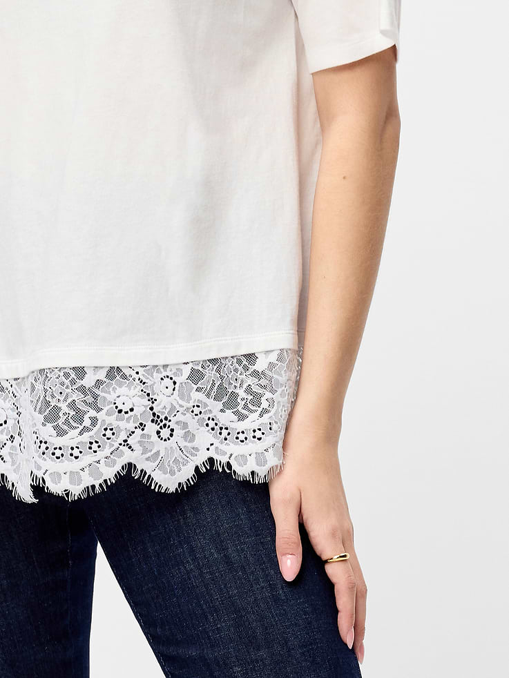 Image number 3 showing, Oversized Lace Hem T-Shirt