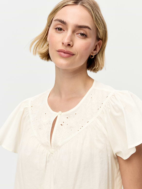Short-Sleeve Embroidered Trousseau Top