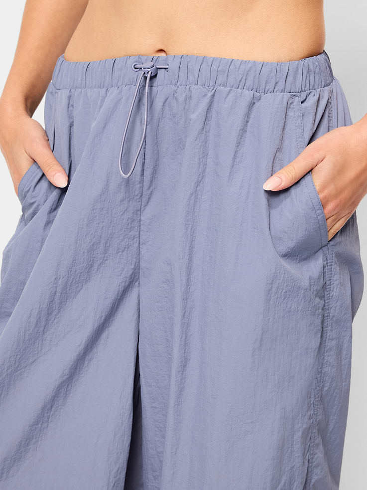 Image number 3 showing, Pull-On Windbreaker Parachute Pants