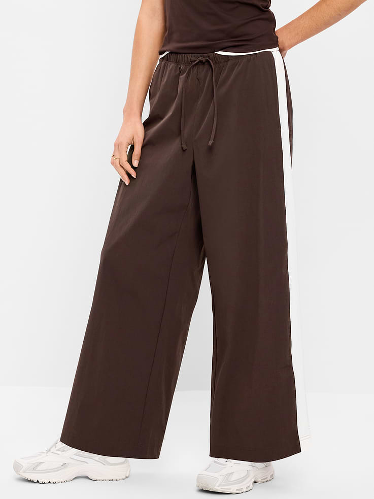 L'image numéro 1 présente Pantalon sport tissé léger à taille haute Tech Trek