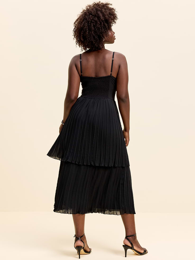Image number 8 showing, The Occasion by Old Navy Pleated Fit & Flare Midi Dress