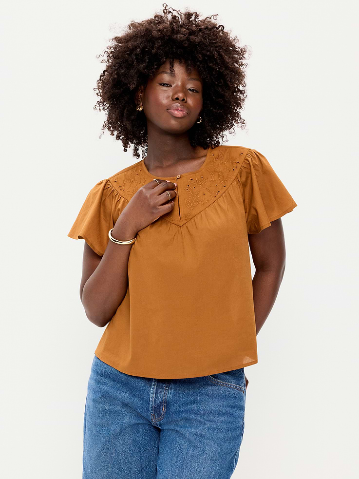 Image number 5 showing, Short-Sleeve Embroidered Trousseau Top