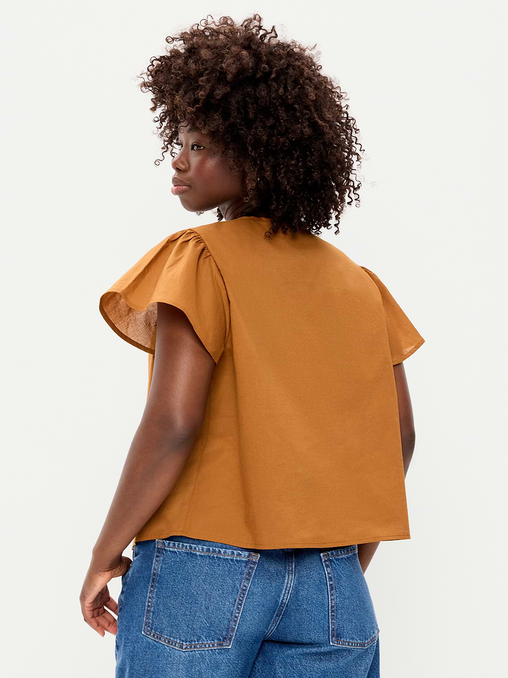 Image number 6 showing, Short-Sleeve Embroidered Trousseau Top
