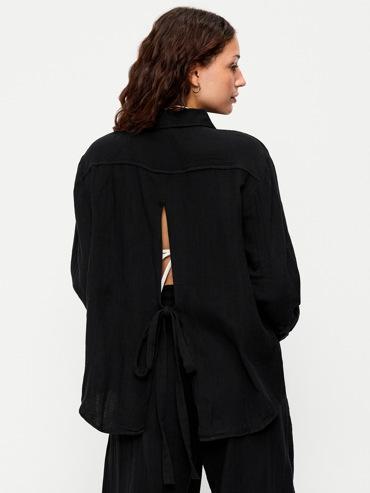 Open-Back Crinkle Gauze Button-Down Shirt | Old Navy