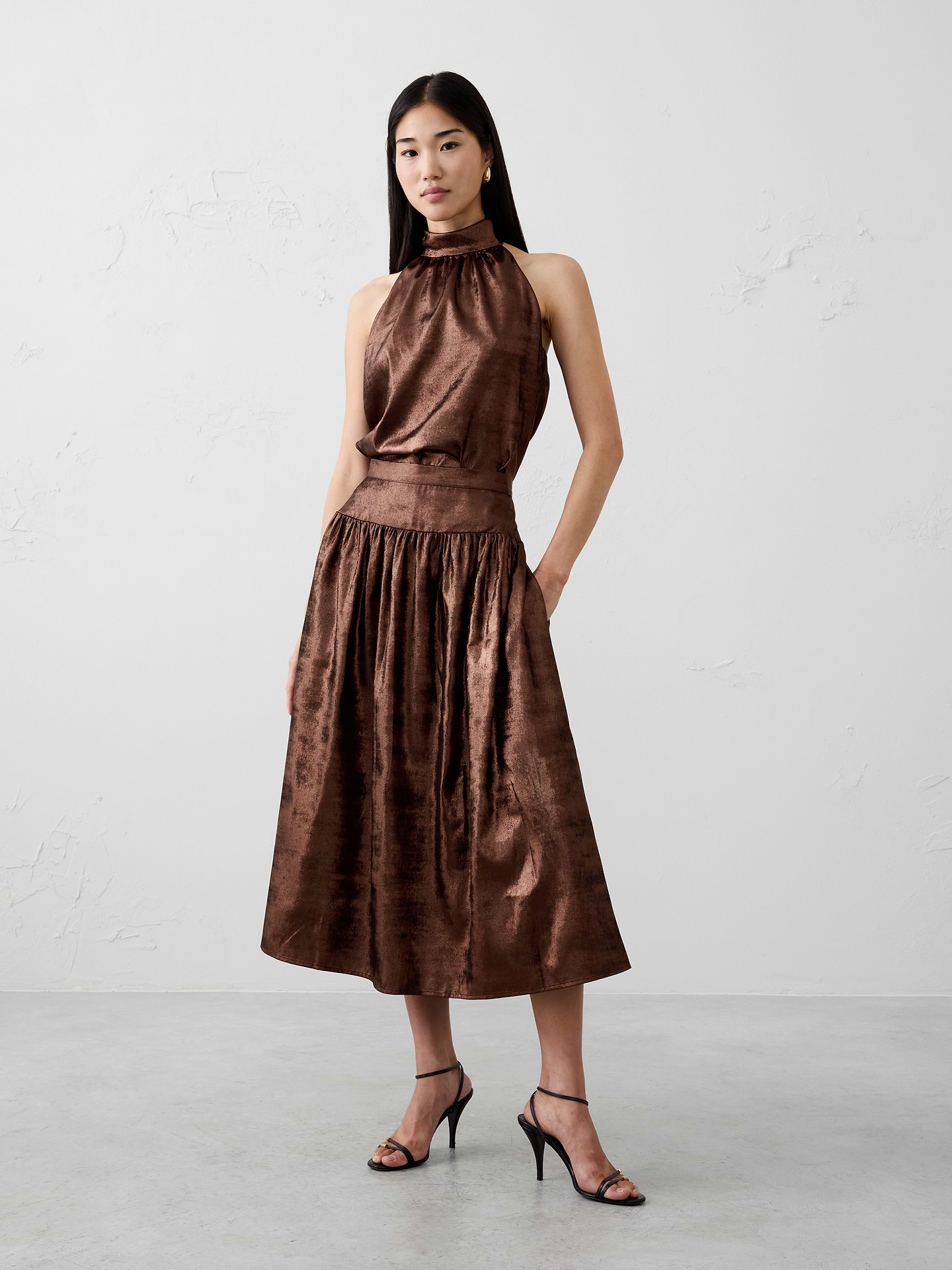 Image number 1 showing, Metallic Midi Skirt