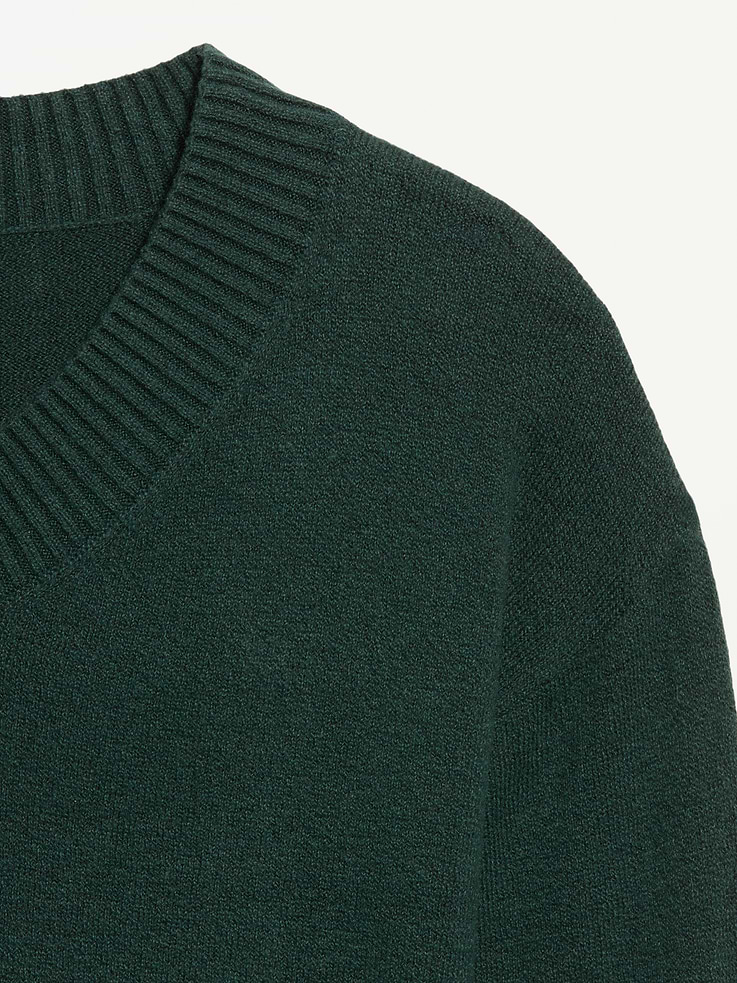 L'image numéro 5 présente Chandail à encolure en V SoSoft