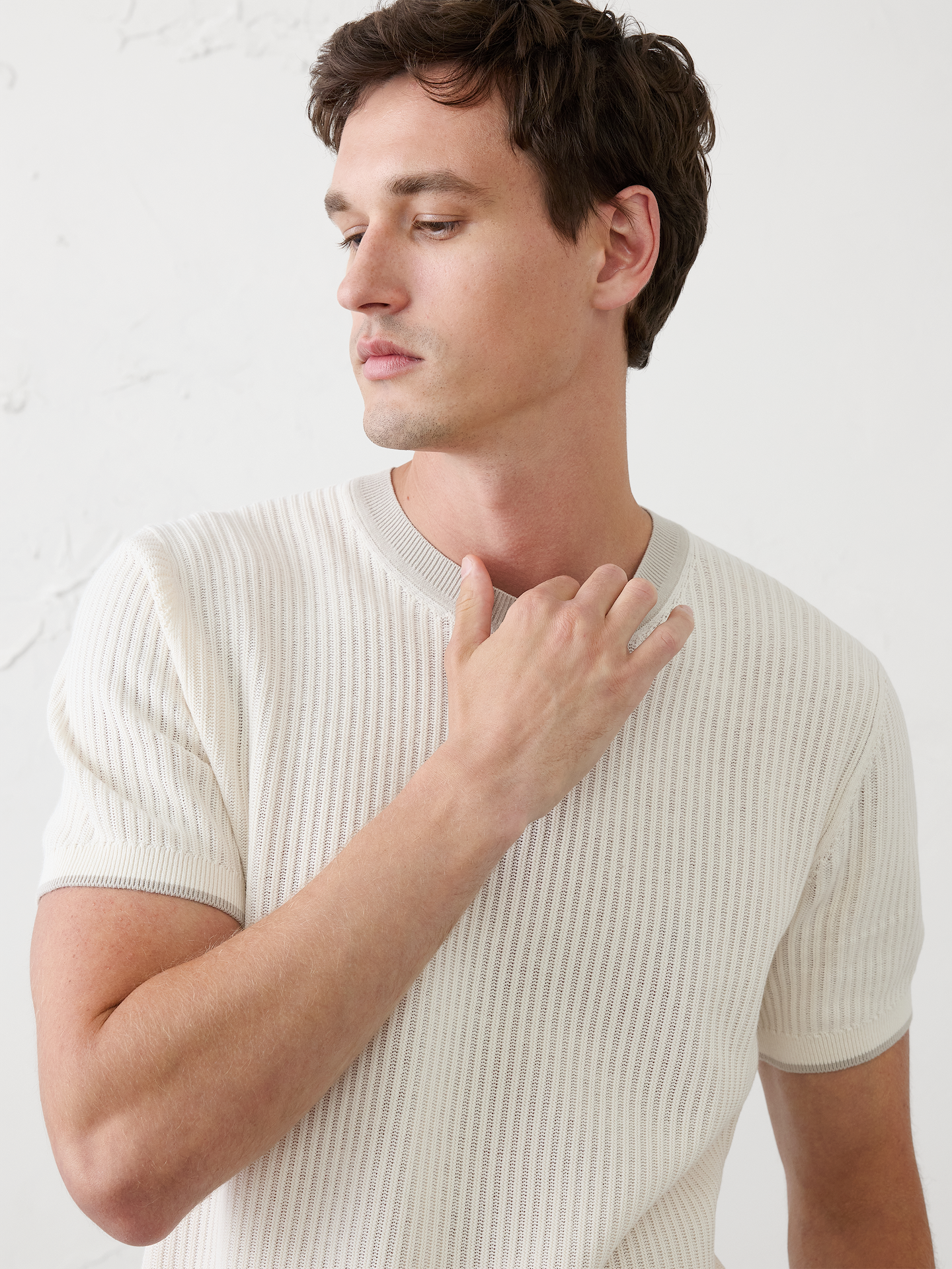 Image number 3 showing, Contrast-Collar Sweater Top