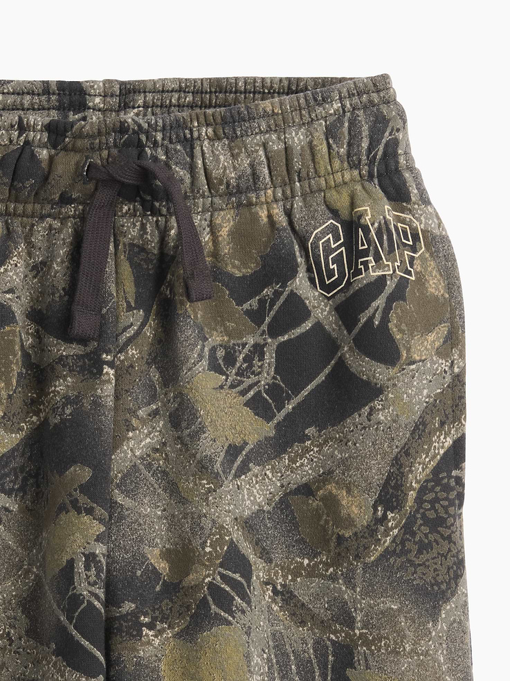 Image number 3 showing, Kids Relaxed Camo Gap Logo Joggers