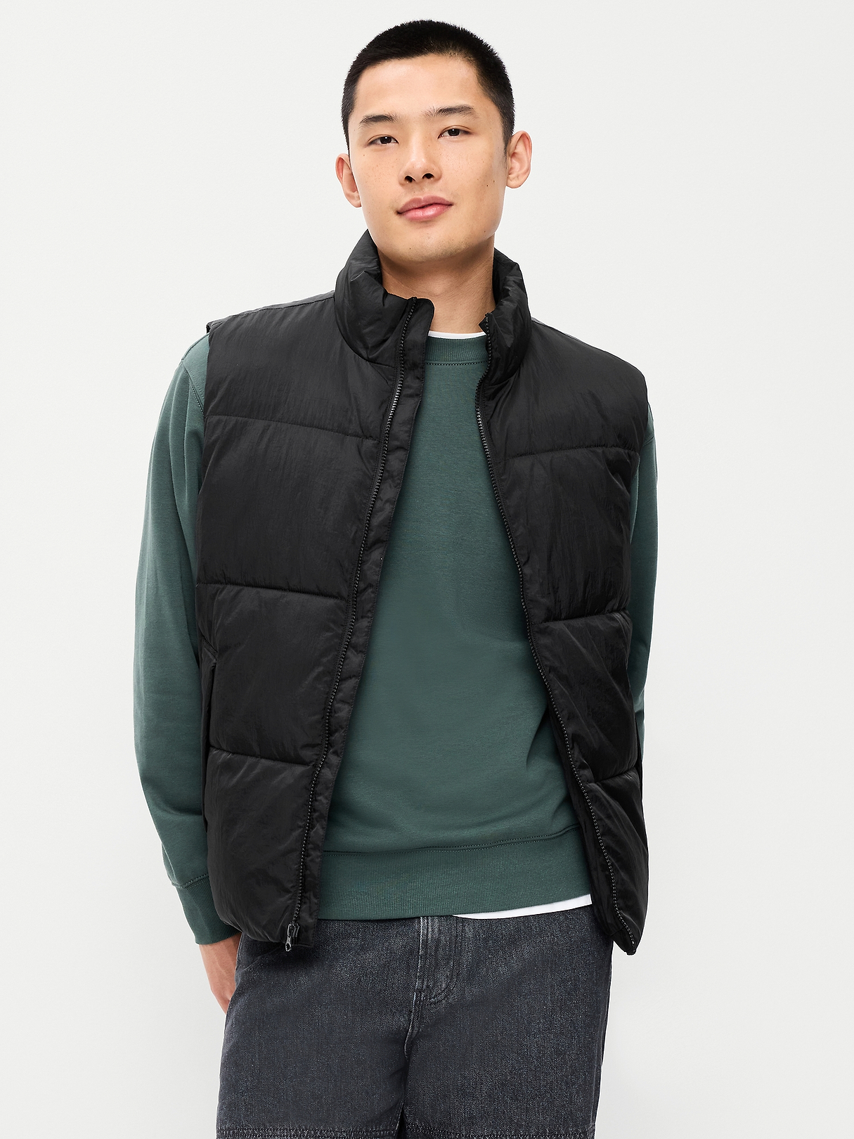 Frost-Free Water-Resistant Puffer Vest | Old Navy
