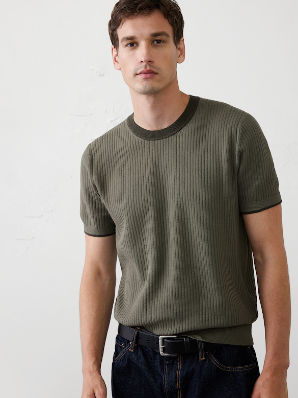 Contrast-Collar Sweater Top