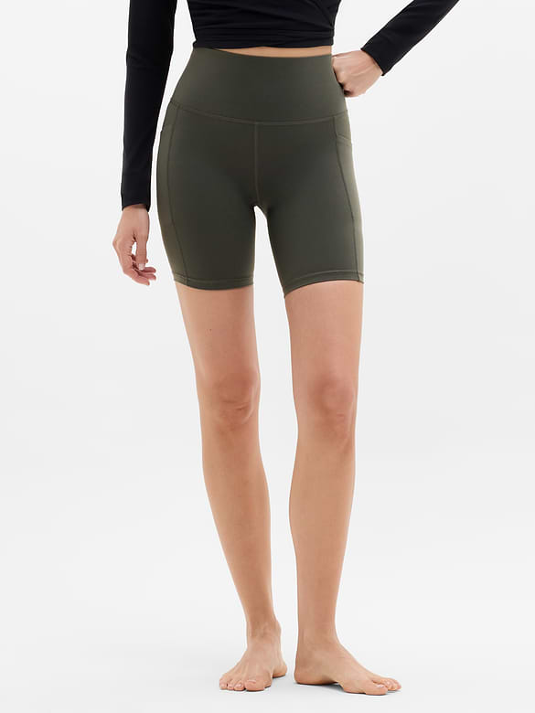 Salutation Stash High Rise 7" Short