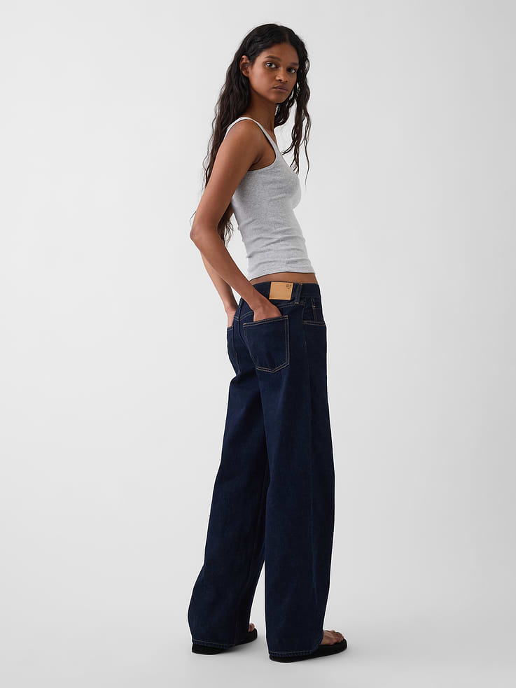 L'image numéro 5 présente Le jean ample à taille basse Hailey