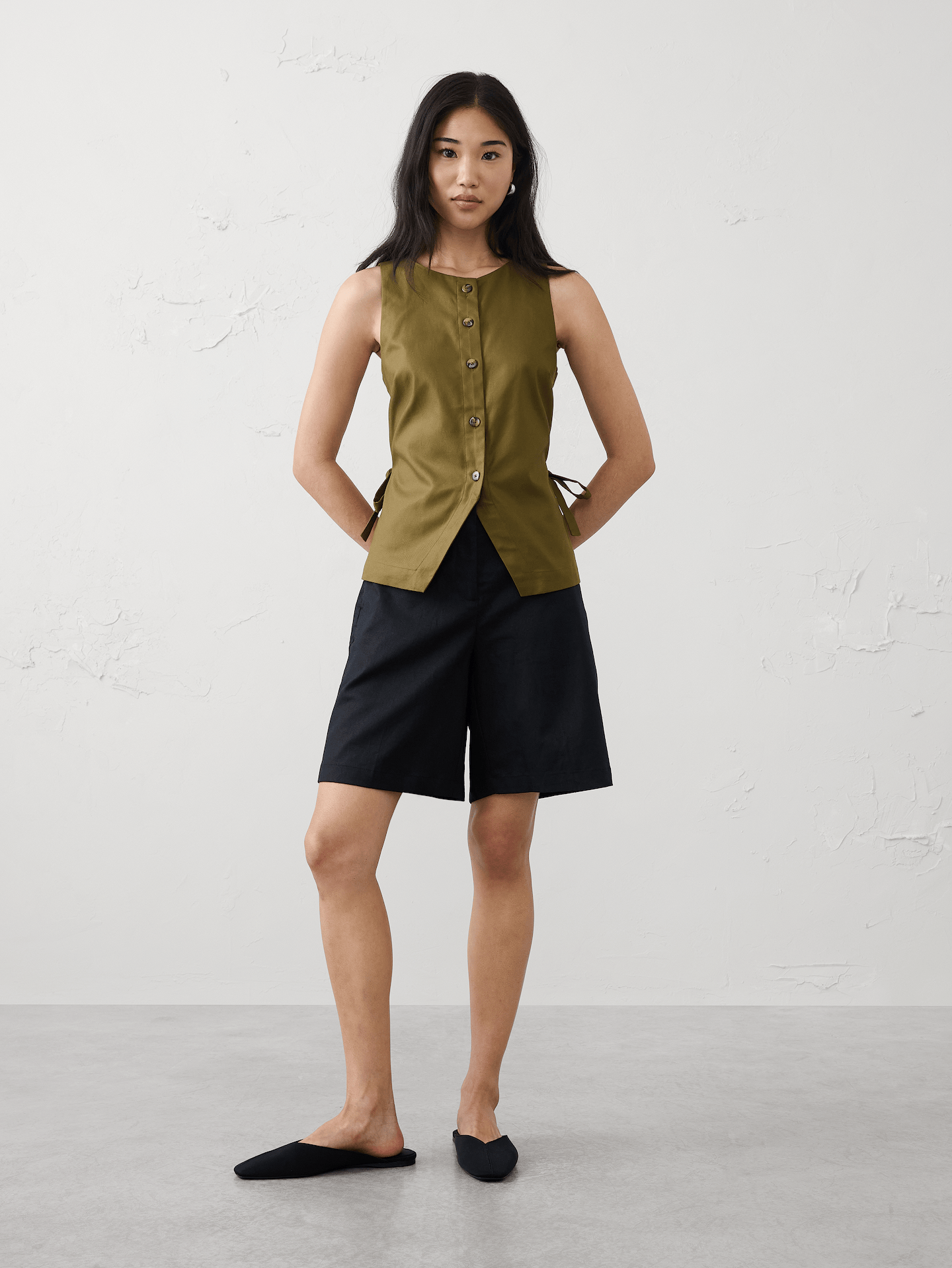 Image number 1 showing, Side-Tie Vest