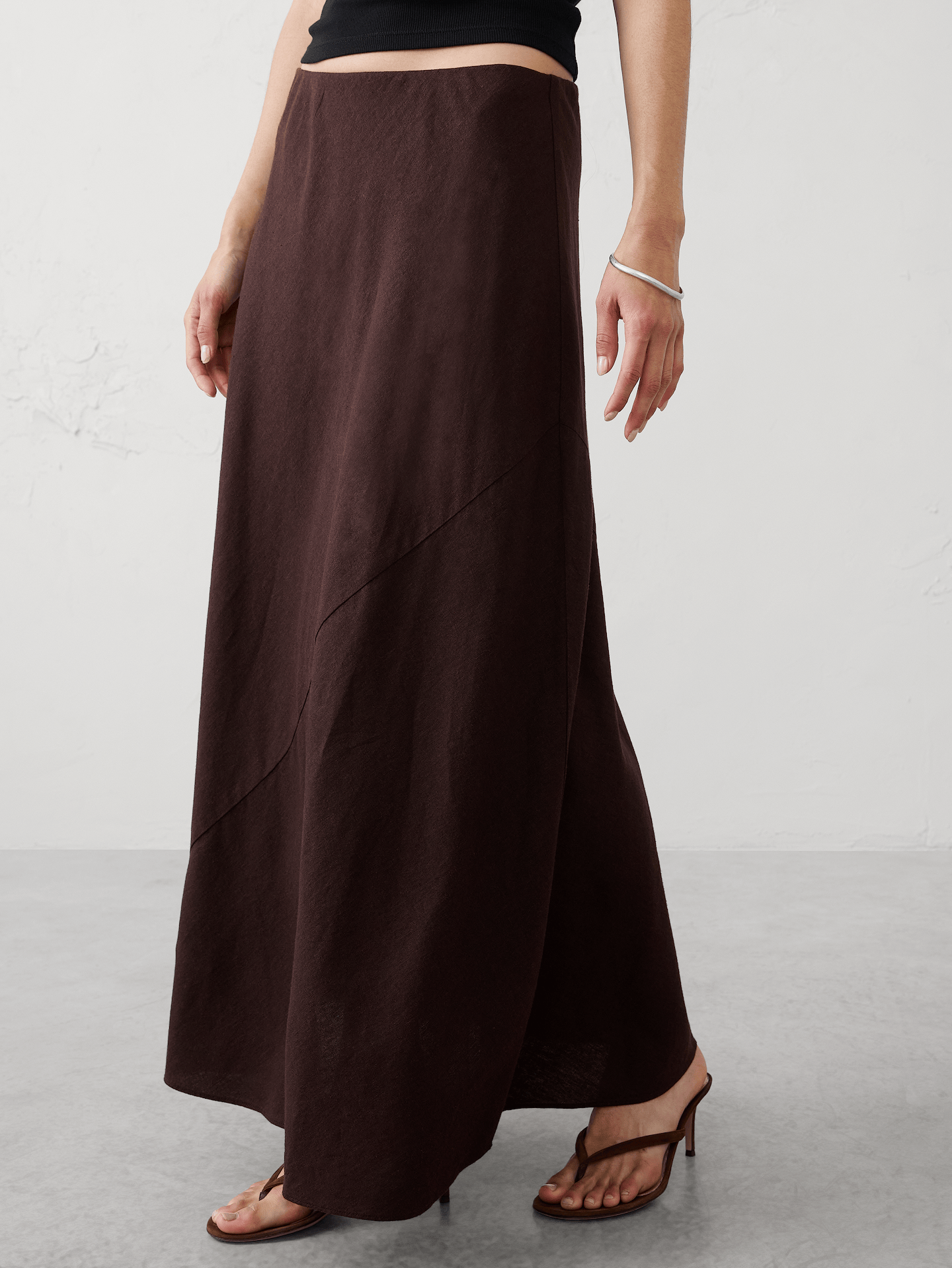 Image number 3 showing, Linen-Blend Bias Pull-On Maxi Skirt
