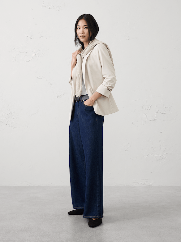 Sculpted Stretch Ruched-Sleeve Blazer