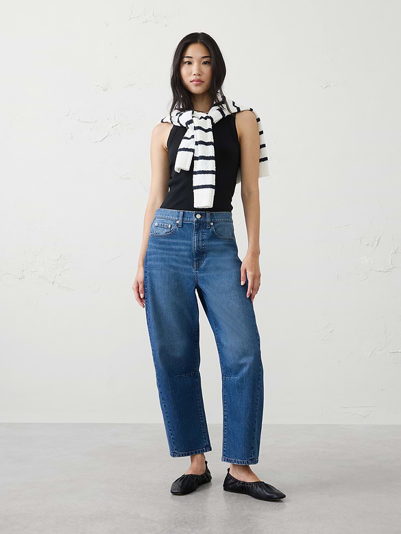 Barrel-Leg Mid-Rise Jean