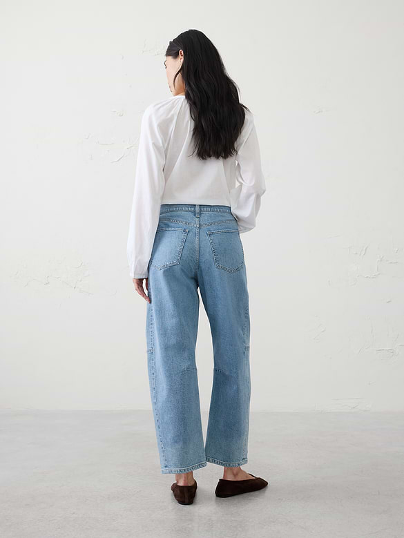 Barrel-Leg Mid-Rise Jean