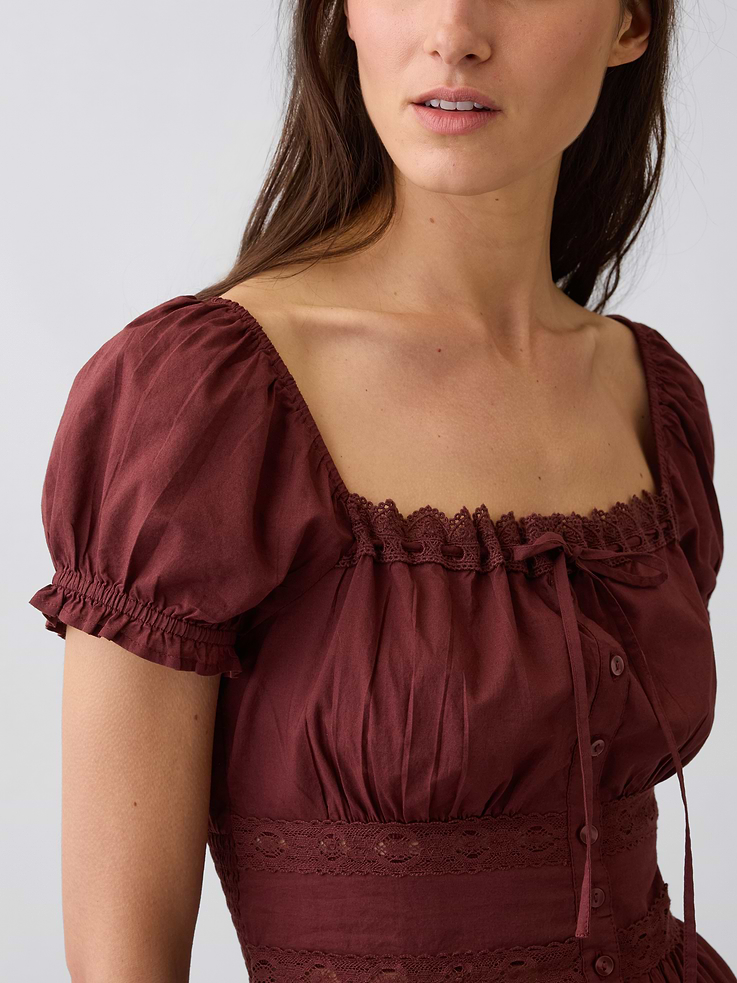 Image number 4 showing, Square-Neck Lace-Trim Peplum Top