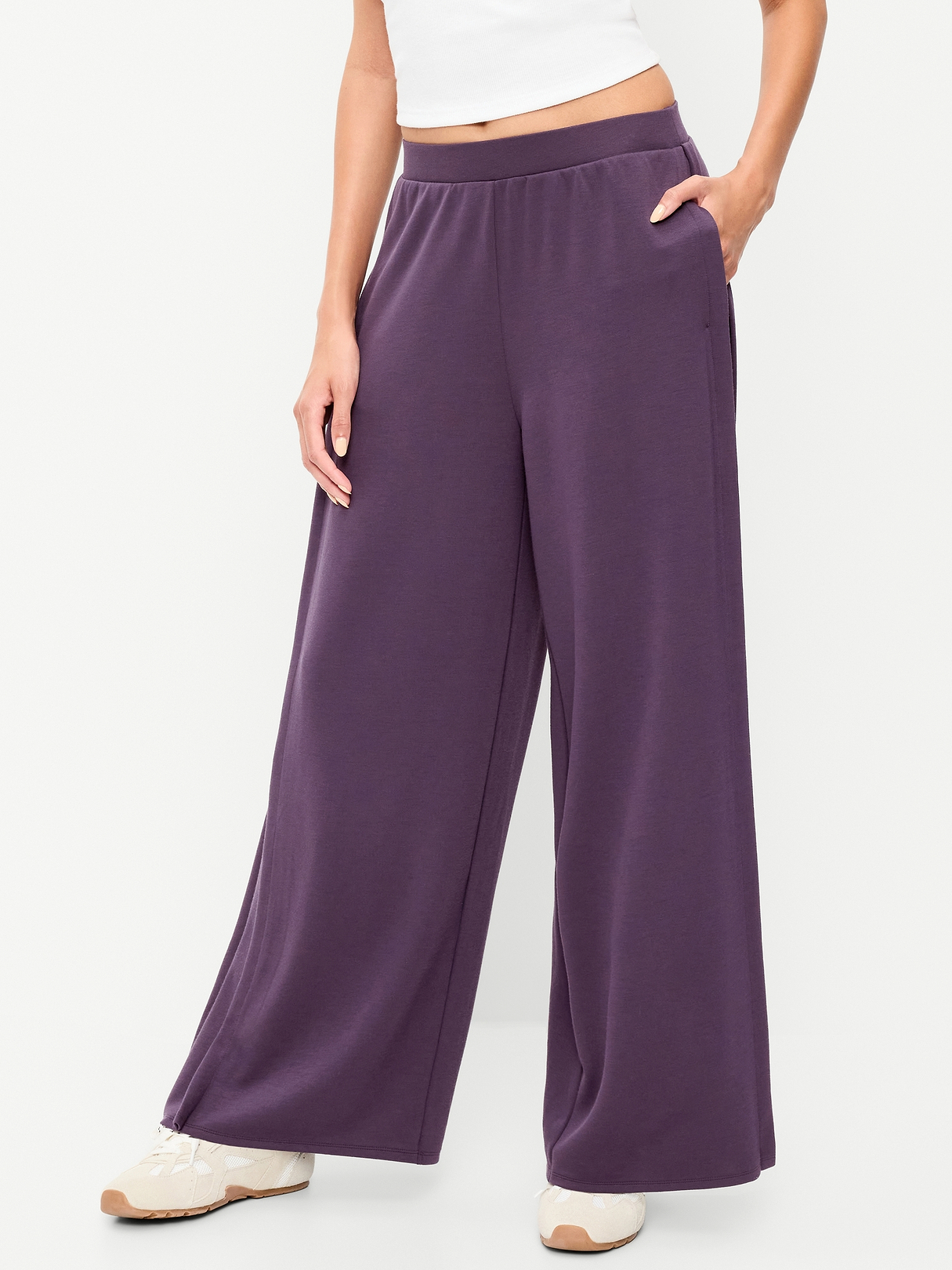 High-Waisted Bounce Lite Drapey Wide-Leg Pleated Pants | Old Navy