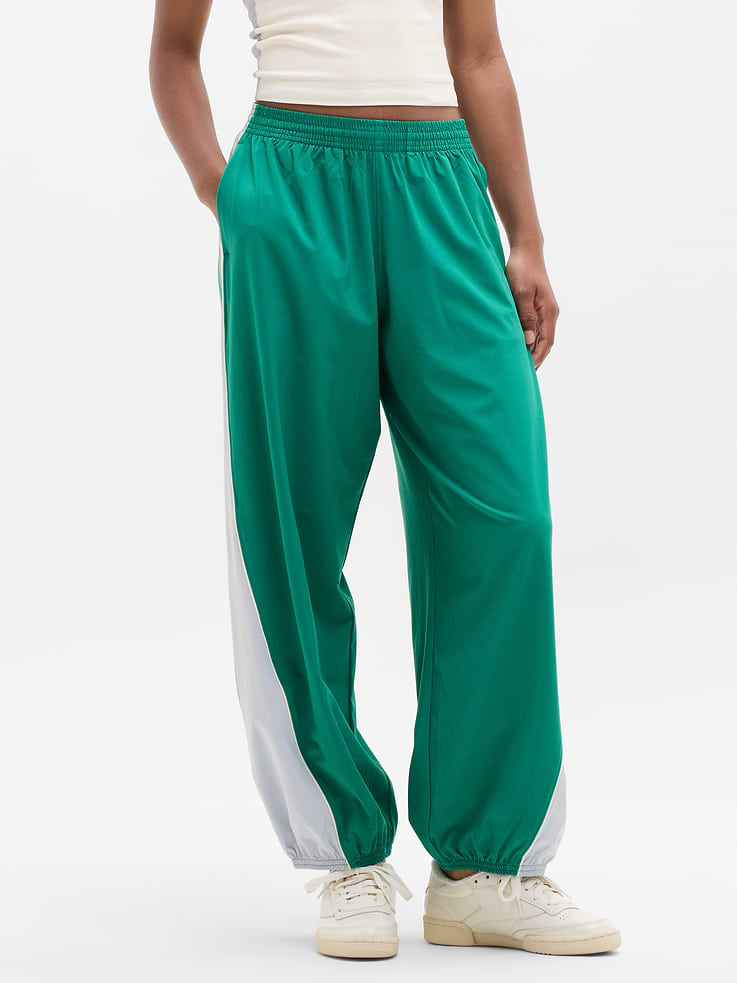 Image number 2 showing, Athleta Girl Run Free Bubble Pant
