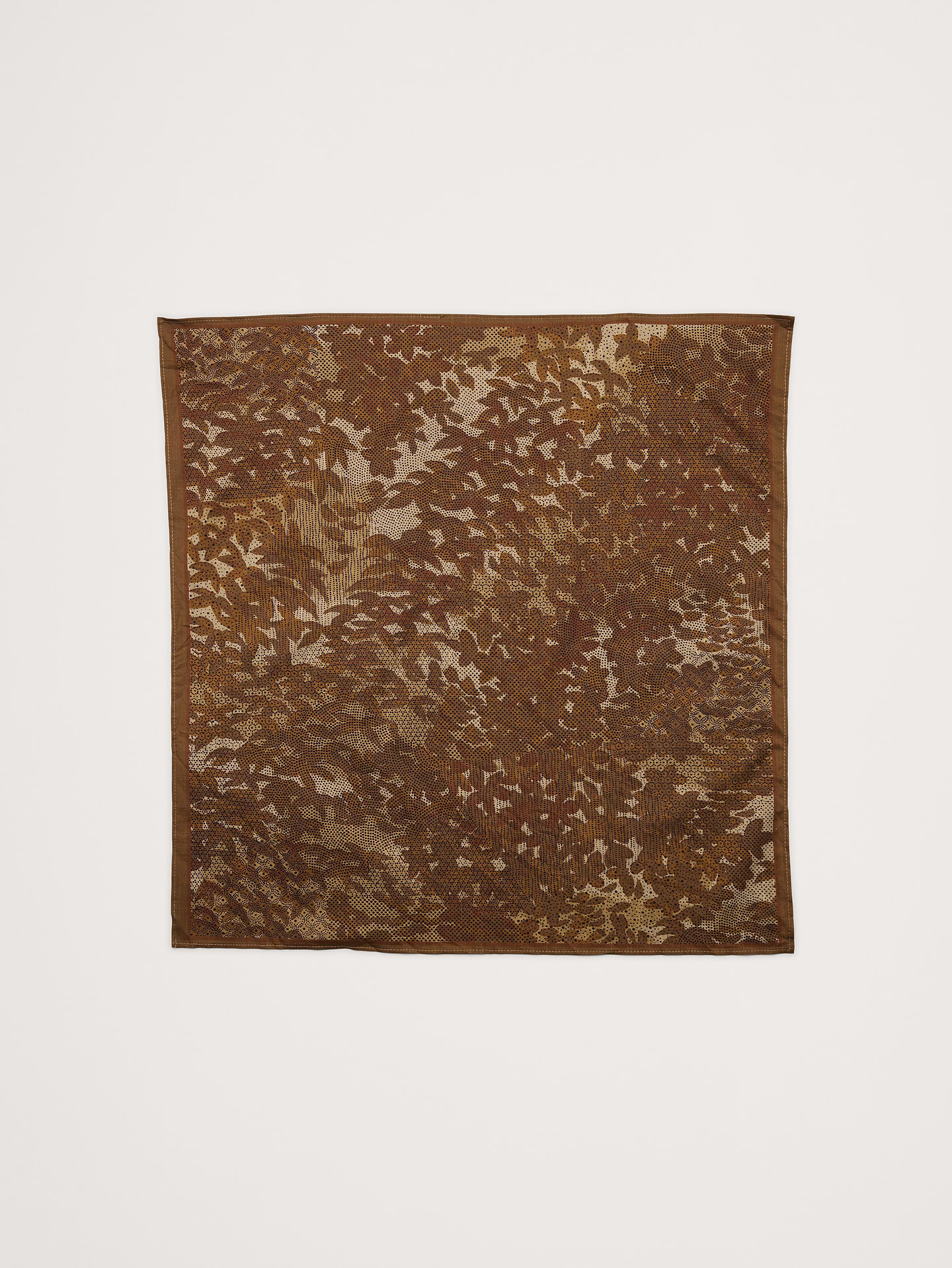 L'image numéro 1 présente Bandana signature