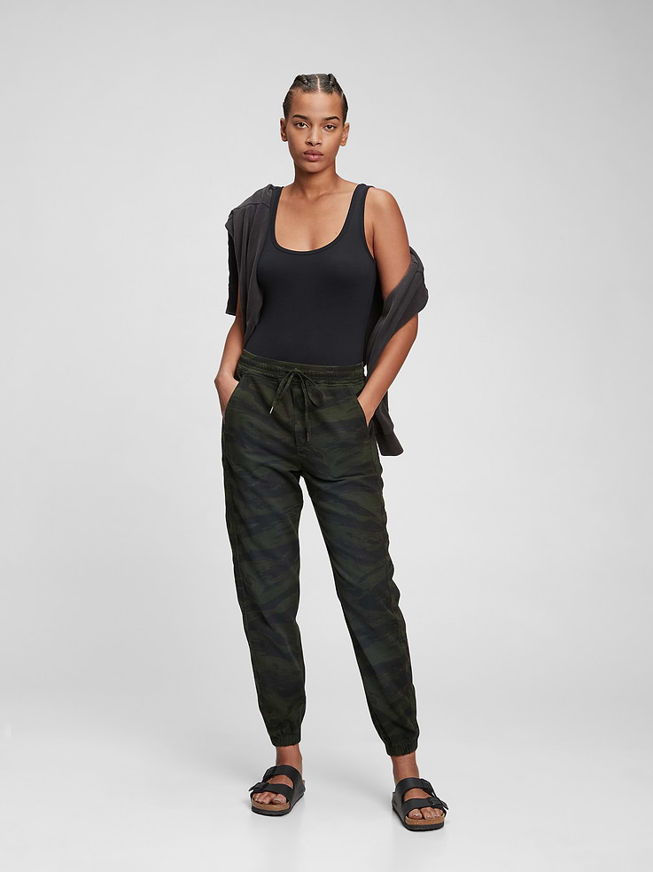 Image number 4 showing, Ribbed Pull-On Joggers
