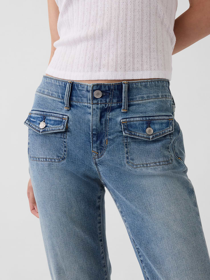 L'image numéro 6 présente Jean étroit légèrement évasé à taille basse à poches appliquées