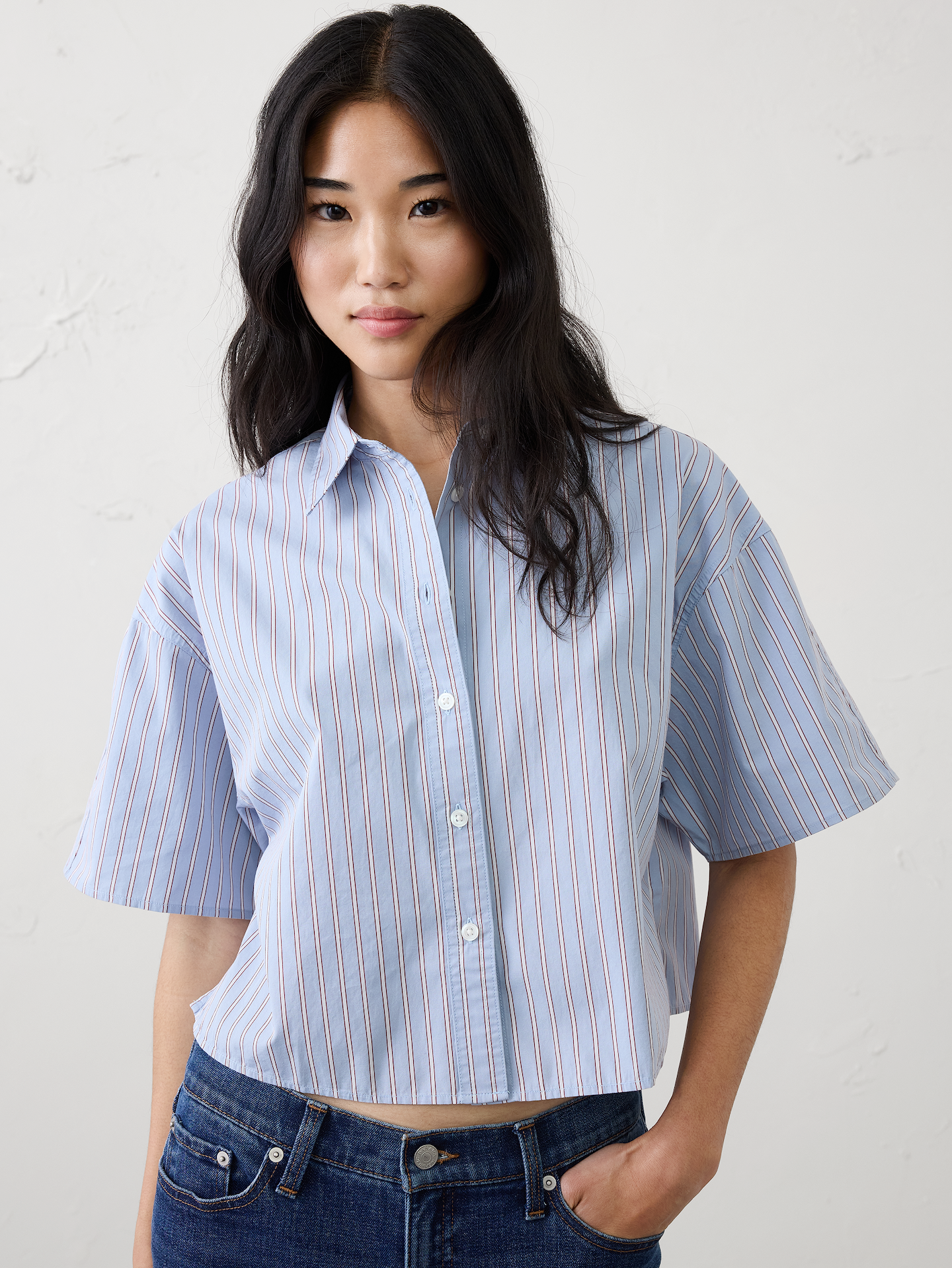 Image number 1 showing, Boxy Cropped Shirt