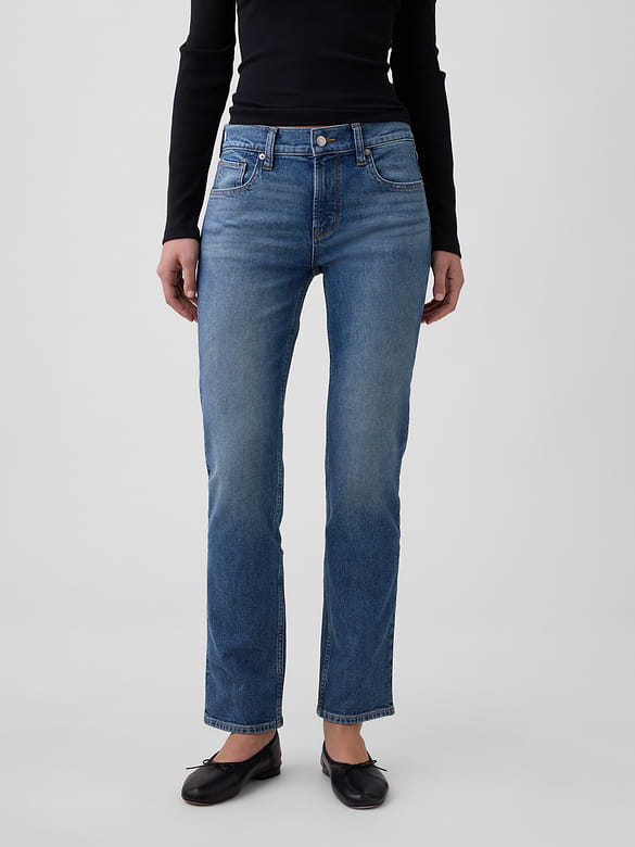 Mid Rise '90s Slim Straight Jeans