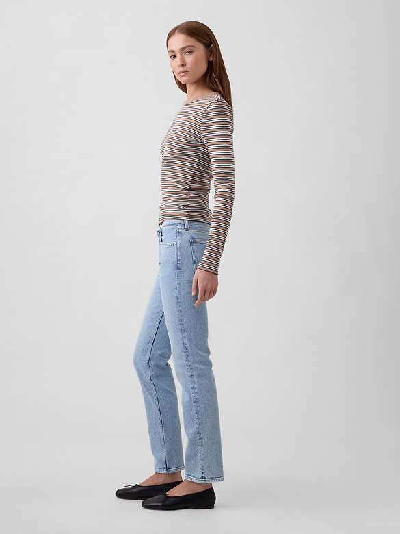 Mid Rise '90s Slim Straight Jeans