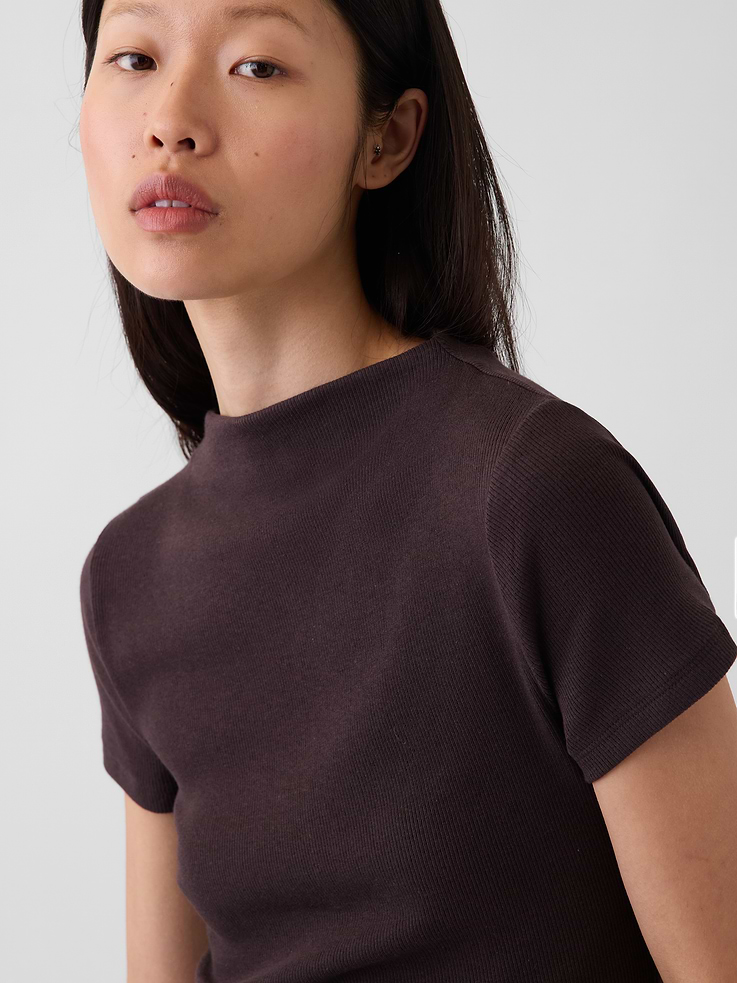 Image number 4 showing, Modern Rib Mockneck Crop T-Shirt