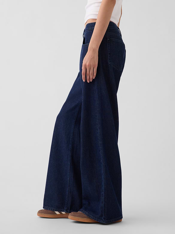 Low Rise UltraSoft Stride Wide-Leg Jeans