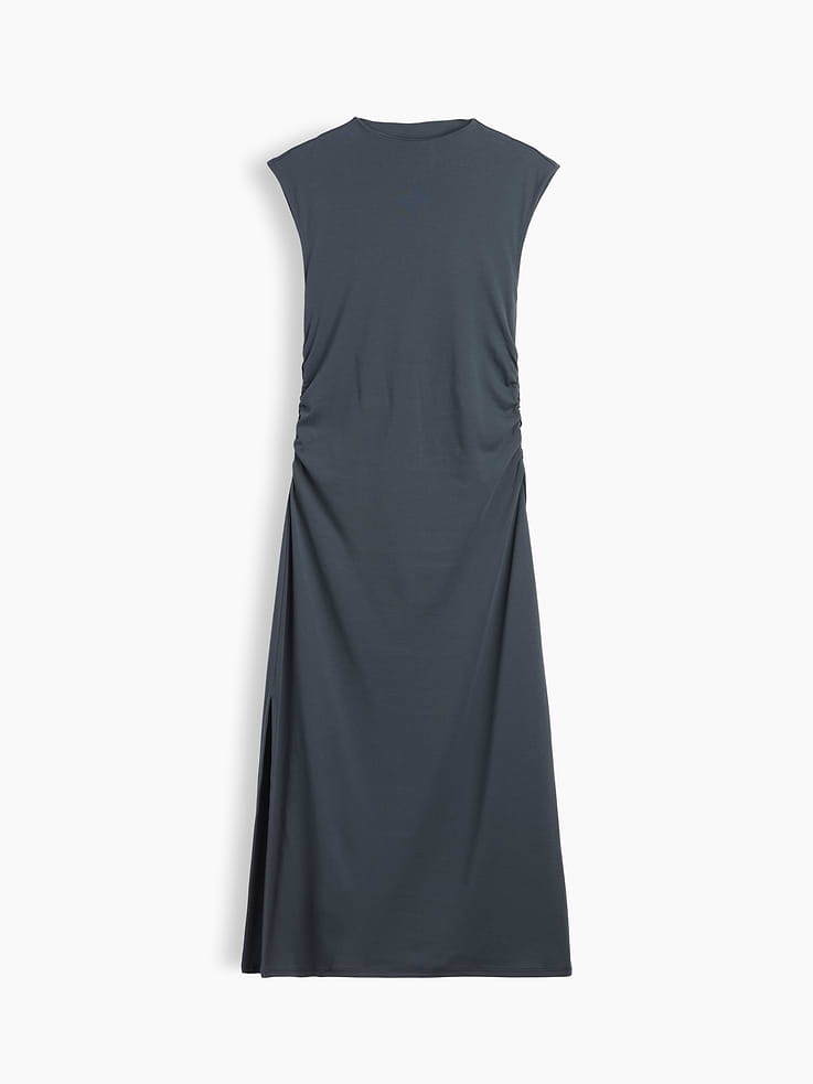 Image number 4 showing, Modern Ribbed Sleeveless Mockneck Midi Dress