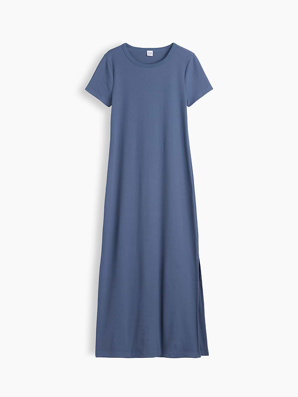 Modern Ribbed Maxi Dress
