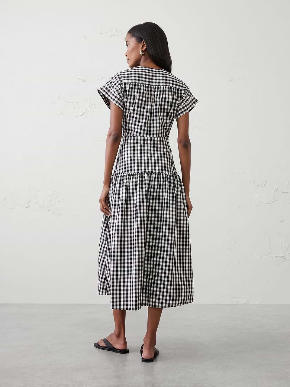 womens royal blue dress Cut Out Knotted Slim Fit Maxi Medium Ivory Young Bridesmaid Dress Color:White with Black Polka Dot and Wine Satin Band Fifties & Tea length 36 Hips