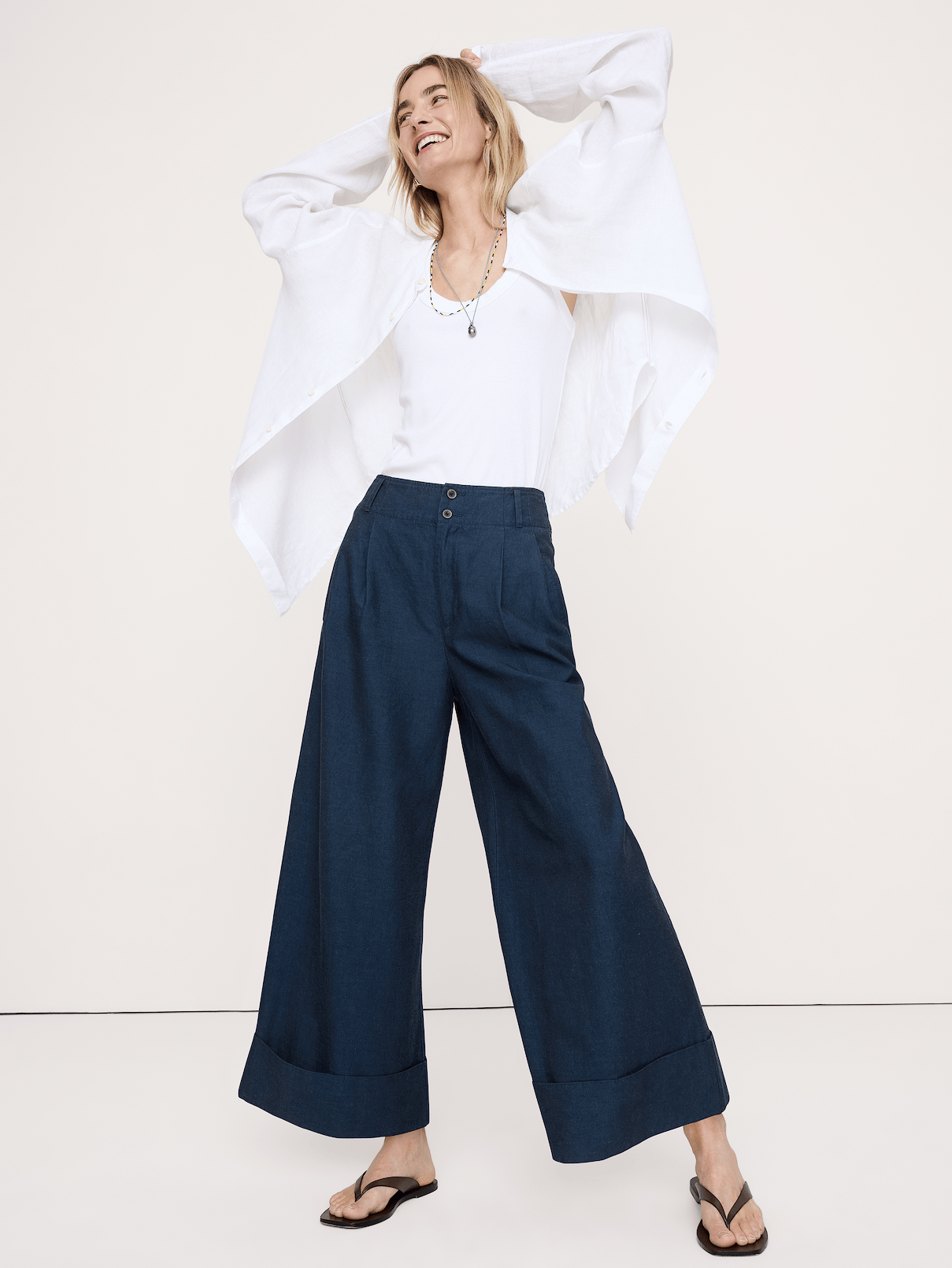 High-Rise Wide-Leg TENCEL™-Cotton-Linen Cropped Pant