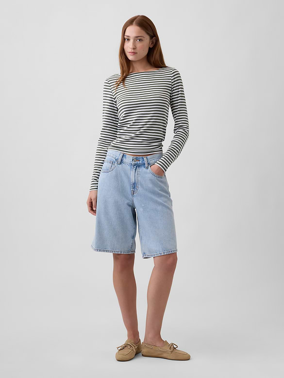 Modern Ribbed Boatneck T-Shirt