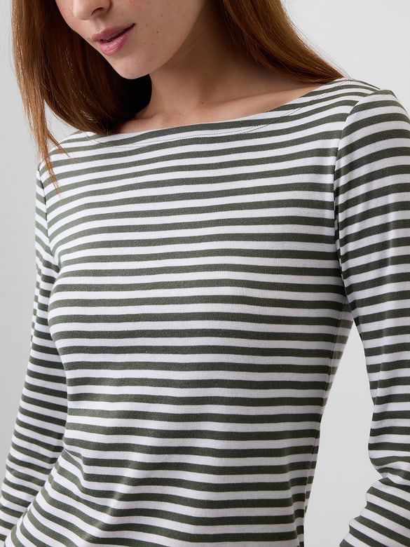 Modern Ribbed Boatneck T-Shirt