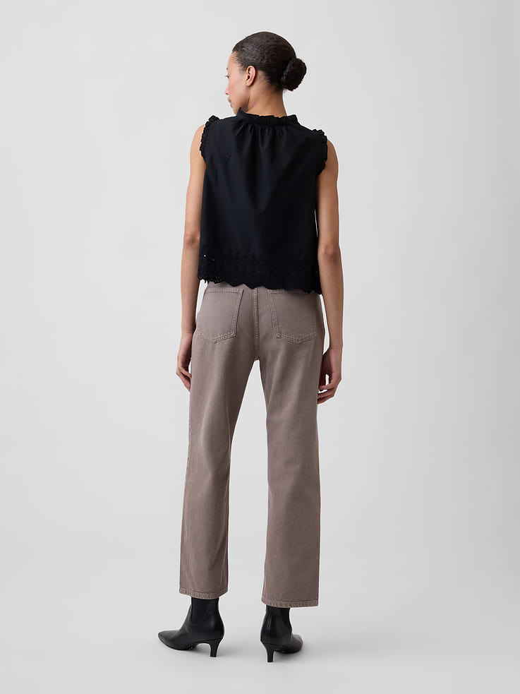Image number 4 showing, Low Slung Relaxed Straight Crop Jeans