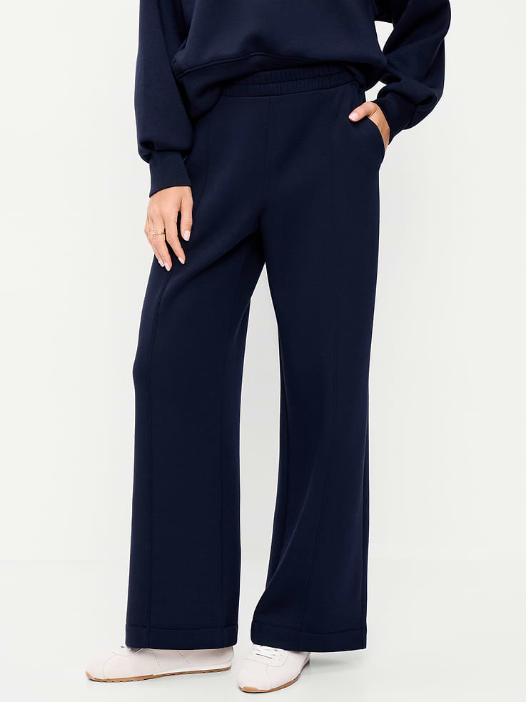 Image number 2 showing, High-Waisted Bounce Fleece Wide-Leg Sweatpants