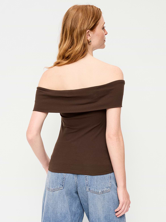 Off-The-Shoulder Fitted Top