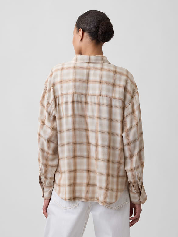 Oversized Shirt in Flannel