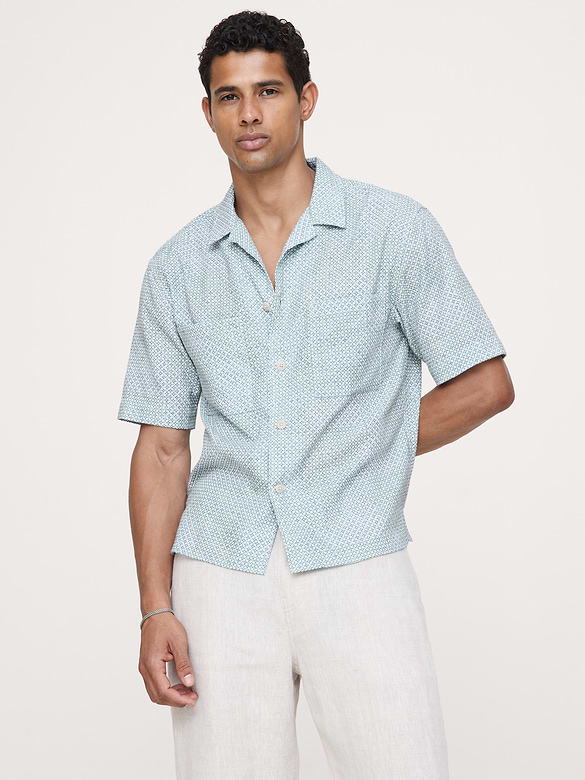 Relaxed-Fit Seersucker Resort Shirt