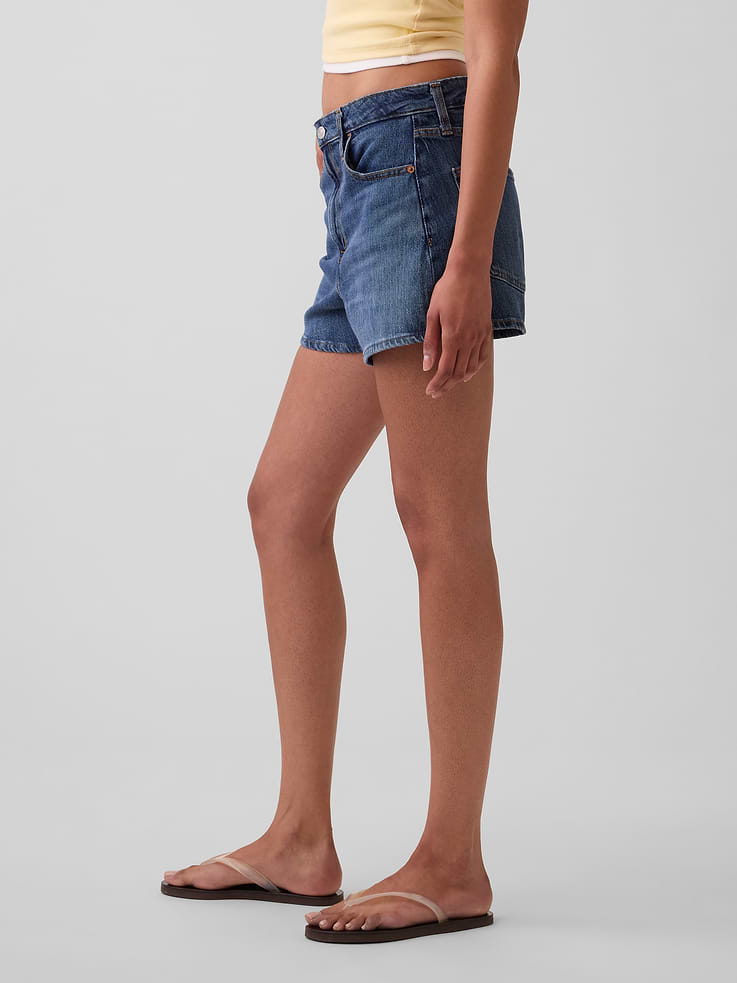 Image number 3 showing, 3.5" High Rise Relaxed Straight Denim Shorts