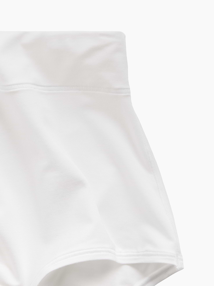 L'image numéro 3 présente Culotte taille haute en modal PureDouceur