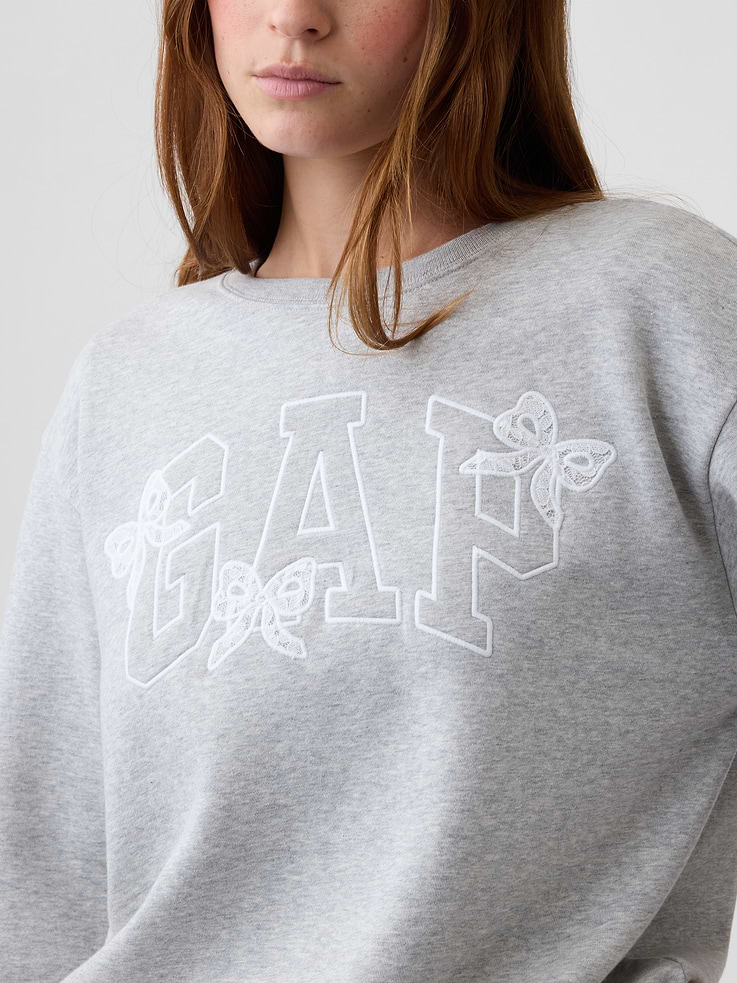 Image number 4 showing, Gap Logo Sweatshirt