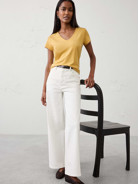 Timeless V-Neck T-Shirt