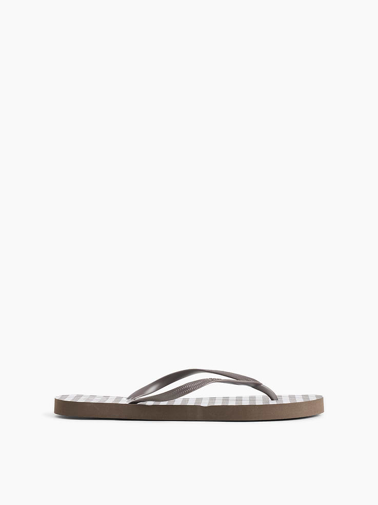Image number 1 showing, Gap Logo Flip Flops