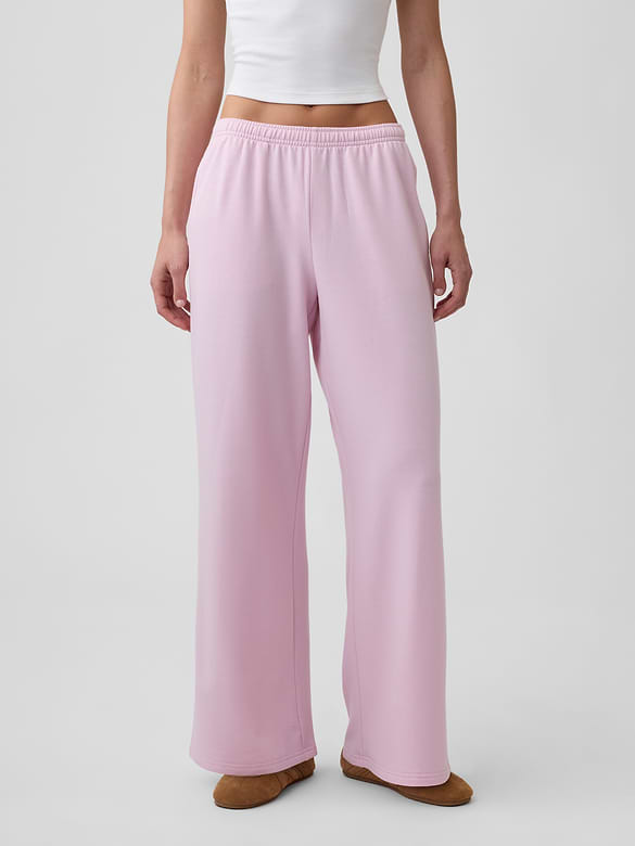 CloudLight Relaxed Wide-Leg Sweatpants